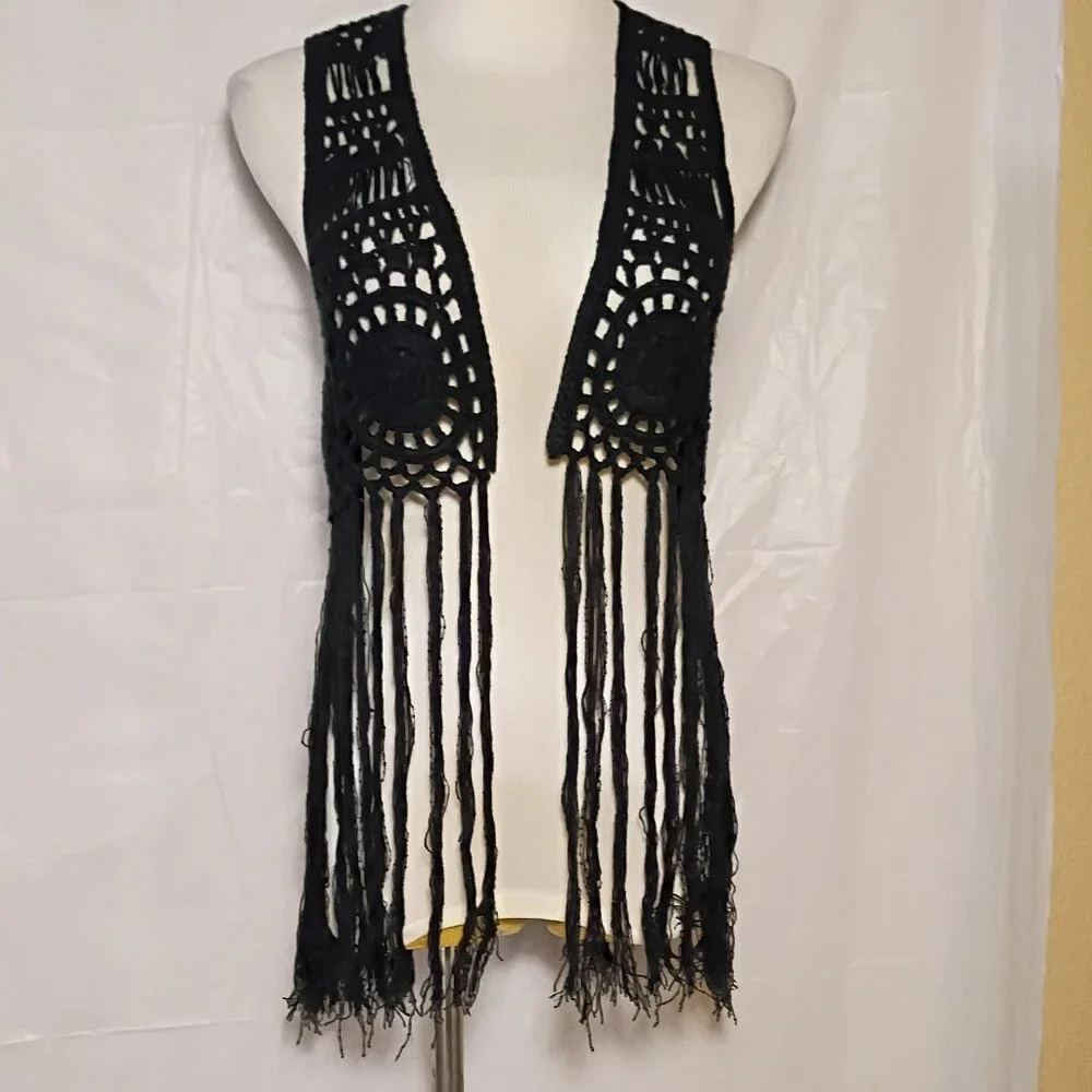 Kendall and Kyle Crochet Vest💕💘 Groovy 😍😍 - Picture 3 of 13